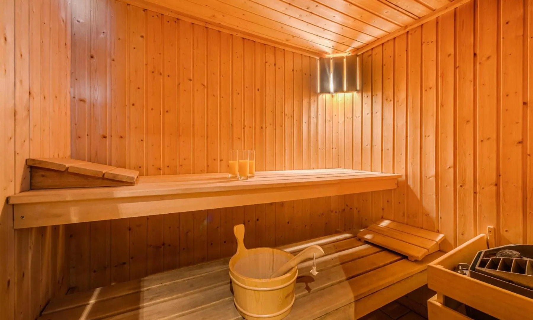 Chalet Whistler - Chalet 5 - 170M2 - 6 Chambres, 6 Salles De Bain, Sauna Et Jacuzzi Mae-3404 Les Boisses